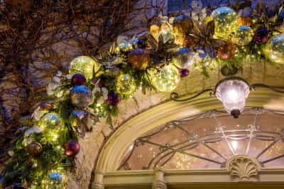 Schedule Your Holiday Decorating